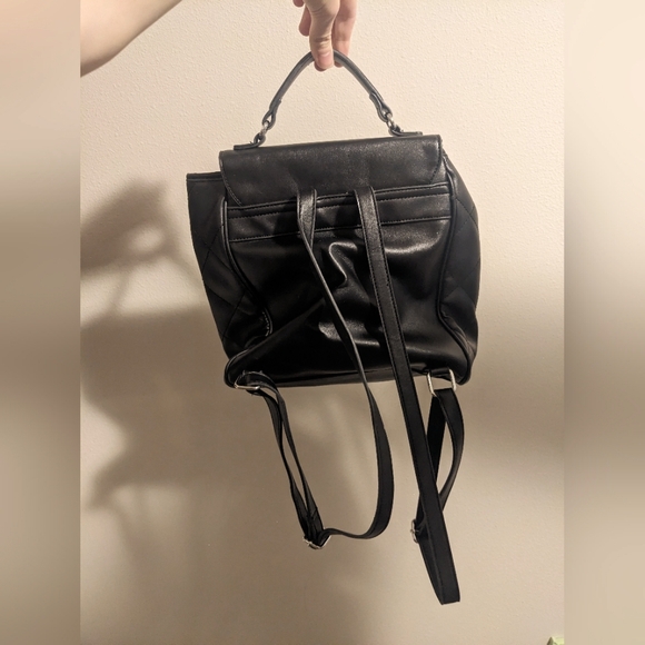 Black PU leather backpack - Picture 2 of 4